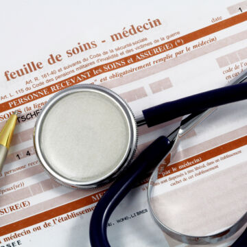 Feuille de soins fournie par un médecin à envoyer à la caisse primaire d'assurance maladie.