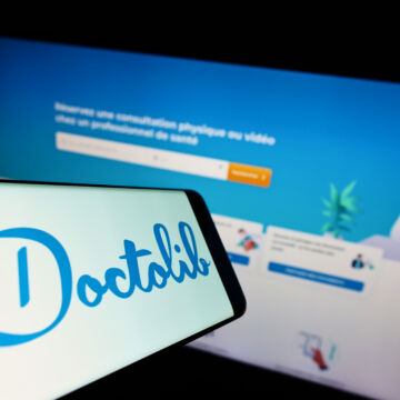 Application Doctolib pour trouver un médecin disponible. Bien regarder les secteurs conventionnés du professionnel de santé.